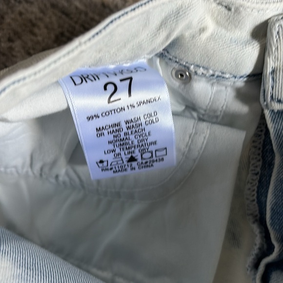 DRIFTWOOD NWT lulu Jean Shorts Distressed Cut-Offs - size 27 - Picture 5 of 7